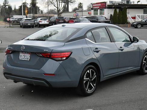 Used 2024 Nissan Sentra SV image 8