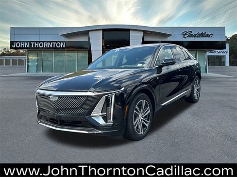 New 2025 Cadillac Lyriq Luxury image 1