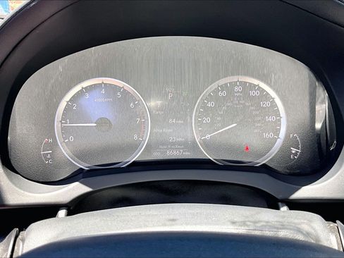 Used 2016 Lexus IS 300 AWD image 21