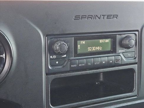 Used 2022 Mercedes-Benz Sprinter 2500 image 16