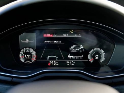 Used 2021 Audi A4 2.0T Premium Plus w/ Premium Plus Package image 45