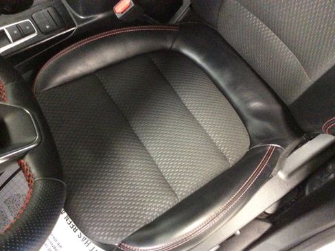 Used 2023 Ford Escape ST-Line Select AWD/4WD image 17