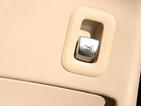 Used 2016 Mercedes-Benz GLC 300 image 19