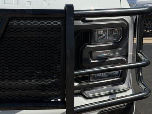 Used 2023 Ford F250 Lariat w/ Lariat Ultimate Package AWD/4WD image 11