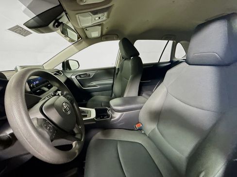 Used 2024 Toyota RAV4 LE FWD image 19