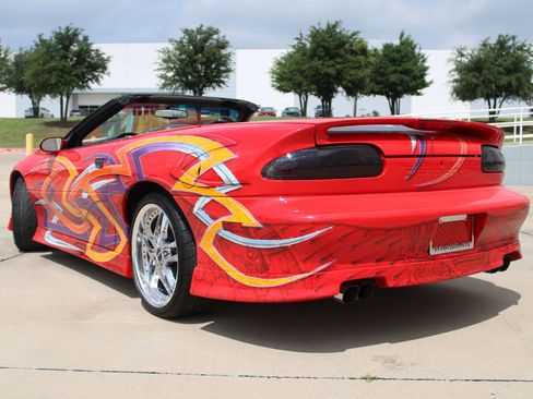 Used 1997 Chevrolet Camaro LT w/ Preferred Equipment Group 2 RWD image 9
