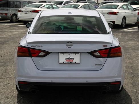 Certified 2024 Nissan Altima 2.0 SR FWD image 8