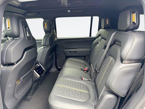 Used 2025 Rivian R1S Adventure AWD/4WD image 26