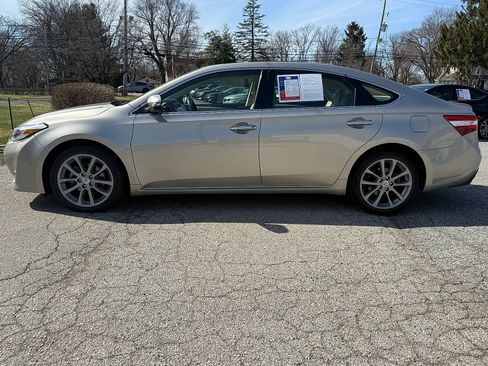 Used 2013 Toyota Avalon XLE Touring image 43