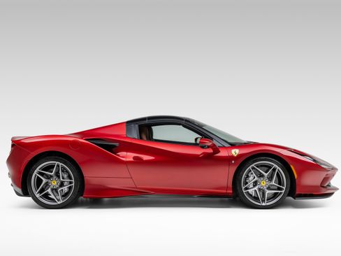 Certified 2023 Ferrari F8 Tributo RWD image 10