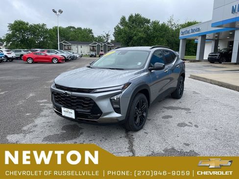 New 2026 Chevrolet Trax ACTIV w/ Driver Confidence Package FWD image 3