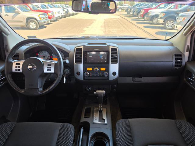 Used 2013 Nissan Frontier PRO-4X AWD/4WD image 20