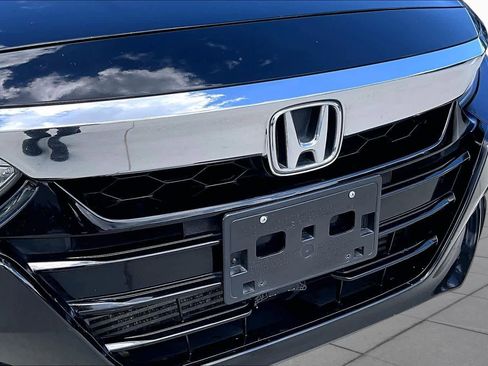 Used 2020 Honda Accord EX image 26