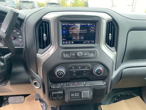 New 2026 Chevrolet Silverado 1500 W/T w/ WT Value Package AWD/4WD image 16