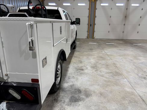 Used 2019 Chevrolet Silverado 2500 W/T image 10