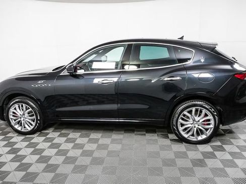 Certified 2022 Maserati Levante GT image 31