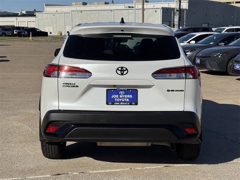 Used 2025 Toyota Corolla Cross AWD Hybrid image 6