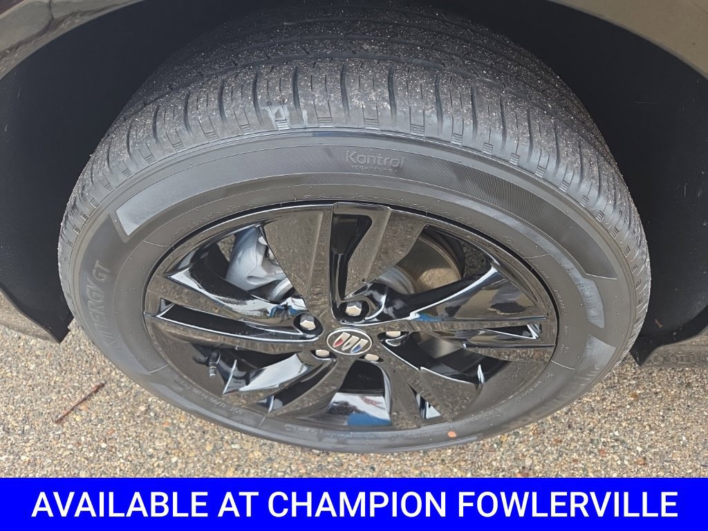 Used 2024 Buick Encore GX Sport Touring w/ Advanced Technology Package AWD/4WD image 13