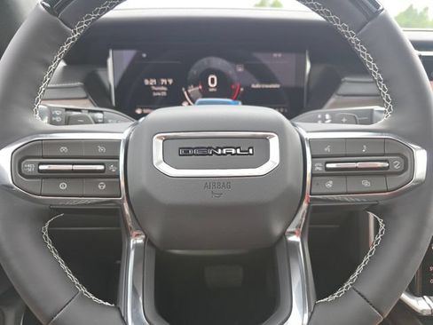 New 2026 GMC Acadia Denali Ultimate AWD/4WD image 26