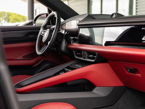 New 2026 Porsche Macan GTS Electric AWD/4WD image 50