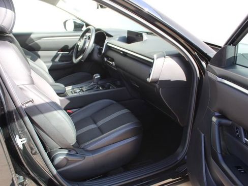 Certified 2025 MAZDA CX-50 2.5 Hybrid w/ Preferred Pkg image 39