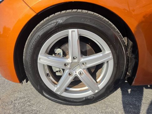 Used 2015 Hyundai Veloster w/ Option Group 02 FWD image 46