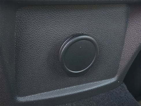 New 2025 Cadillac CT4 Premium Luxury image 18