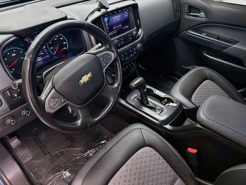 Used 2019 Chevrolet Colorado Z71 AWD/4WD image 7