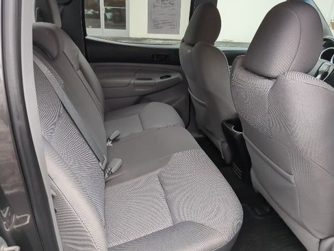 Used 2012 Toyota Tacoma 4x4 Double Cab image 25