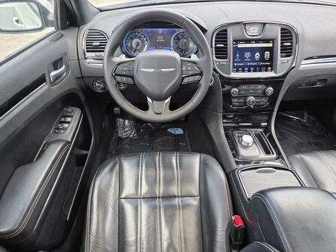 Certified 2023 Chrysler 300 S RWD image 32