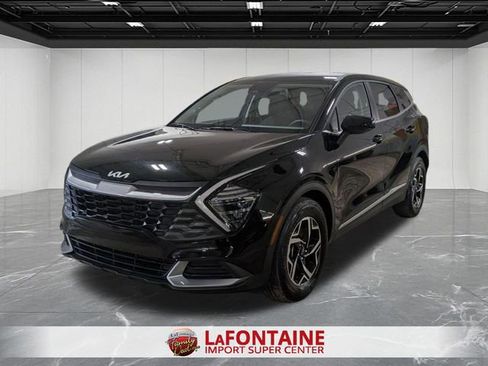 Certified 2025 Kia Sportage LX FWD image 1