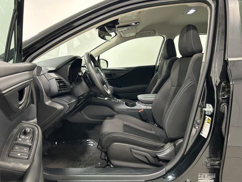 Used 2025 Subaru Outback w/ Popular Package #1A AWD/4WD image 4