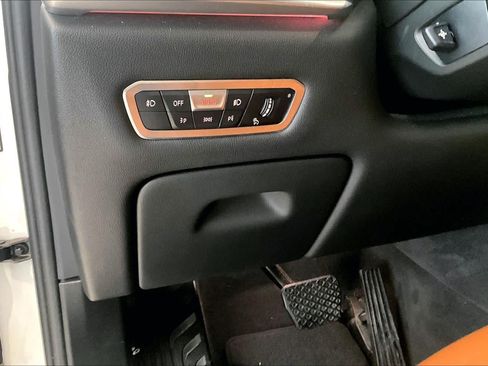 Used 2019 BMW X7 xDrive50i w/ Premium Package AWD/4WD image 30
