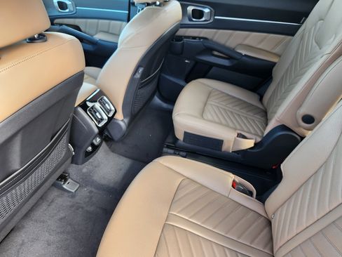 New 2026 Kia Sorento SX Prestige AWD/4WD image 9