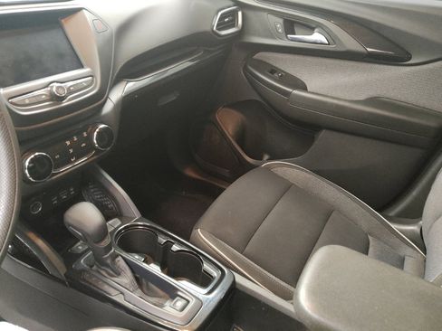 Used 2021 Chevrolet TrailBlazer LS FWD image 26