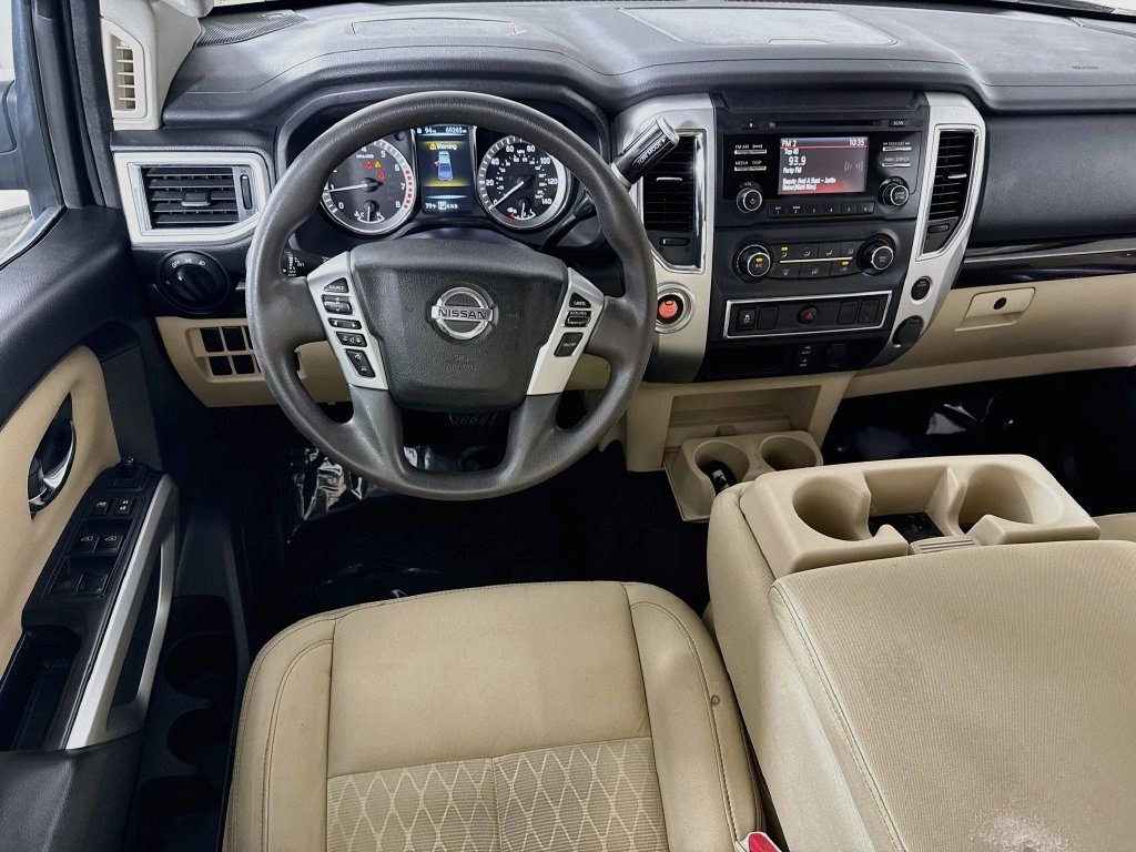 Used 2017 Nissan Titan SV RWD image 16