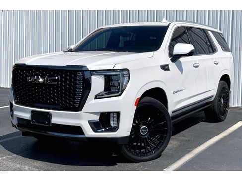 Used 2023 GMC Yukon Denali Ultimate AWD/4WD image 1