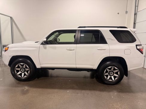 Used 2023 Toyota 4Runner TRD Off-Road AWD/4WD image 8