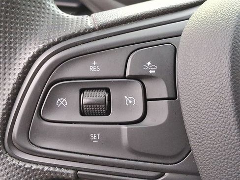 Used 2024 Buick Envista Preferred w/ Convenience II Package image 21