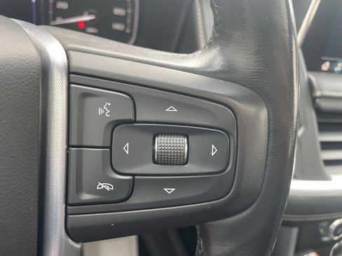 Used 2021 GMC Yukon XL SLT w/ SLT Luxury Plus Package image 17