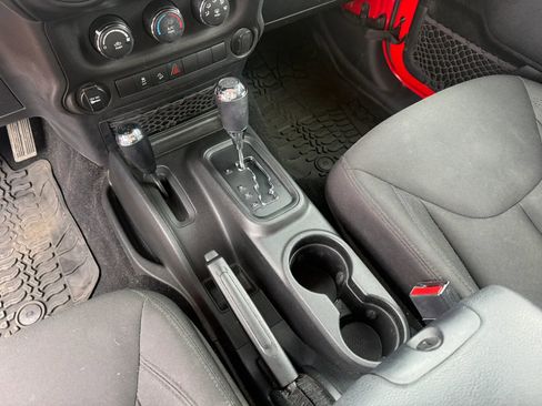 Used 2017 Jeep Wrangler Sport image 20