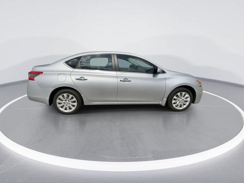 Used 2015 Nissan Sentra S FWD image 9