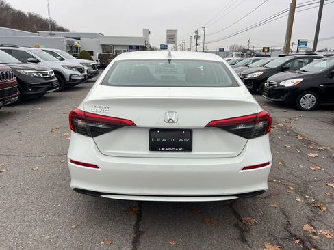 Used 2024 Honda Civic LX image 4