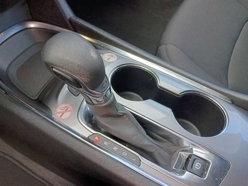 Used 2024 Chevrolet Malibu LT FWD image 22