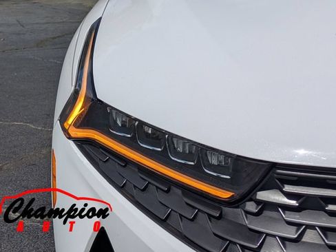 Used 2022 Kia K5 EX w/ EX Premium Package FWD image 11