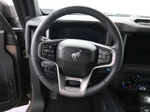 Used 2026 Ford Bronco Badlands AWD/4WD image 23