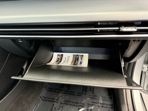 Used 2024 Hyundai Sonata Limited image 48