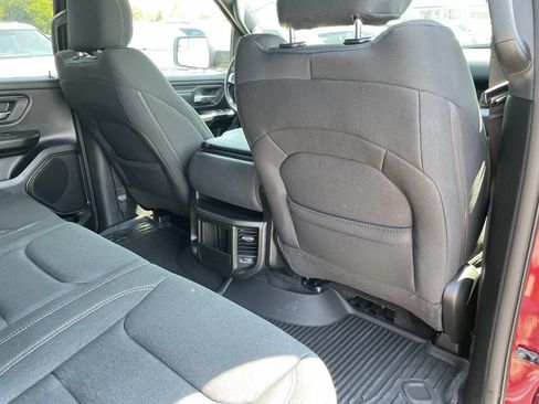 Used 2025 RAM 1500 Warlock AWD/4WD image 25