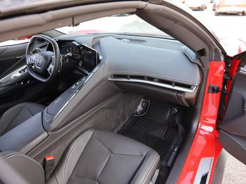 Used 2024 Chevrolet Corvette Stingray Convertible w/ 1LT RWD image 24