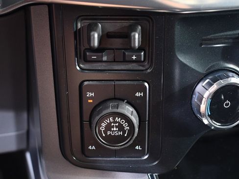 New 2025 Ford F150 Lariat w/ Equipment Group 502A High image 33